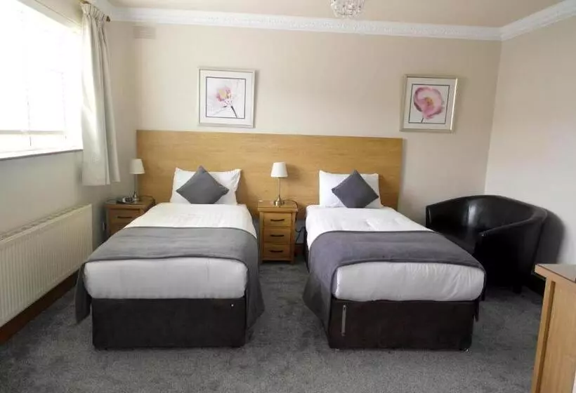 تختخواب و صبحانه Seacourt Accommodation Tramore   Adult Only