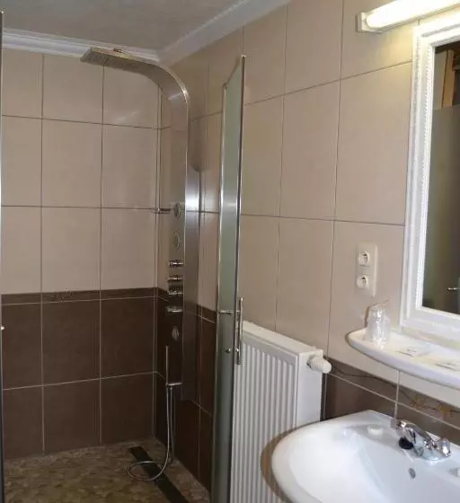 Hotelli Auberge Au Naturel Des Ardennes