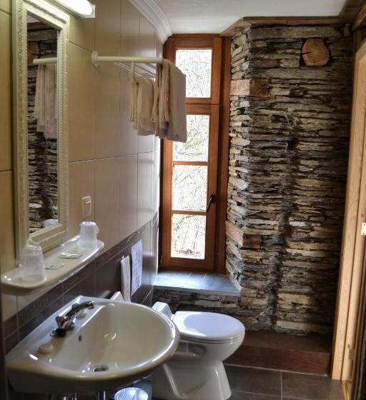 בית מלון כפרי Auberge Au Naturel Des Ardennes