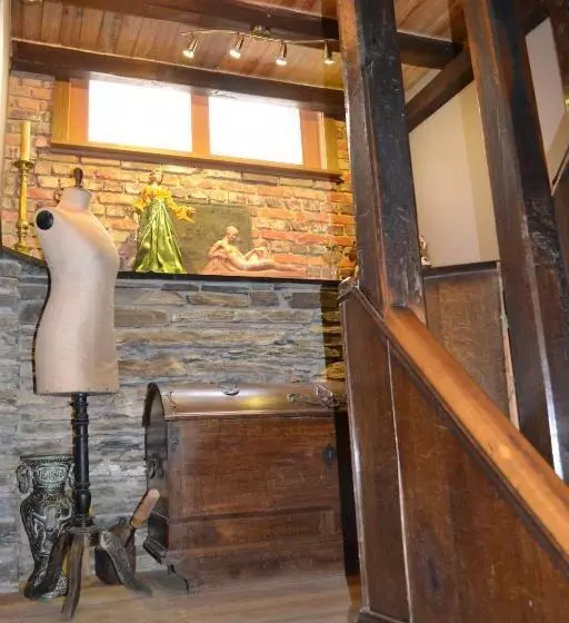 Hotelli Auberge Au Naturel Des Ardennes