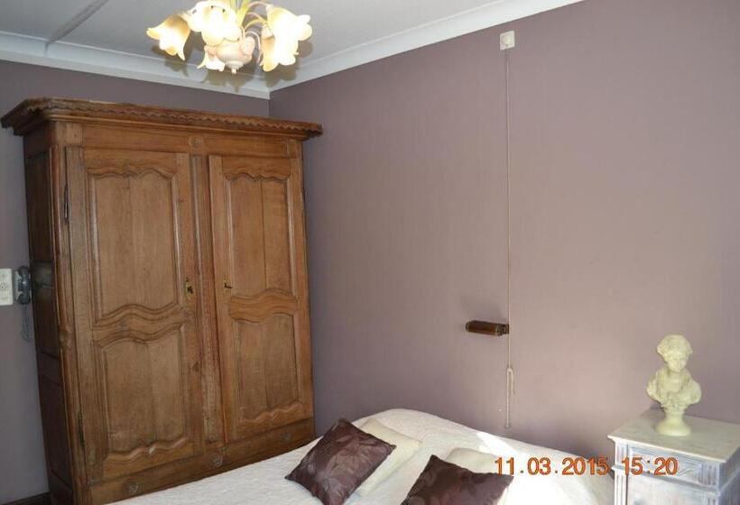 בית מלון כפרי Auberge Au Naturel Des Ardennes