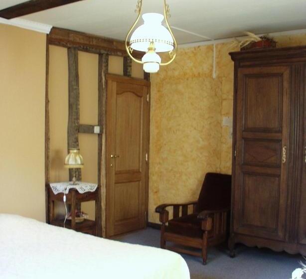 בית מלון כפרי Auberge Au Naturel Des Ardennes