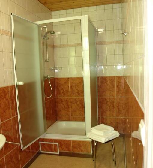 בית מלון כפרי Auberge Au Naturel Des Ardennes