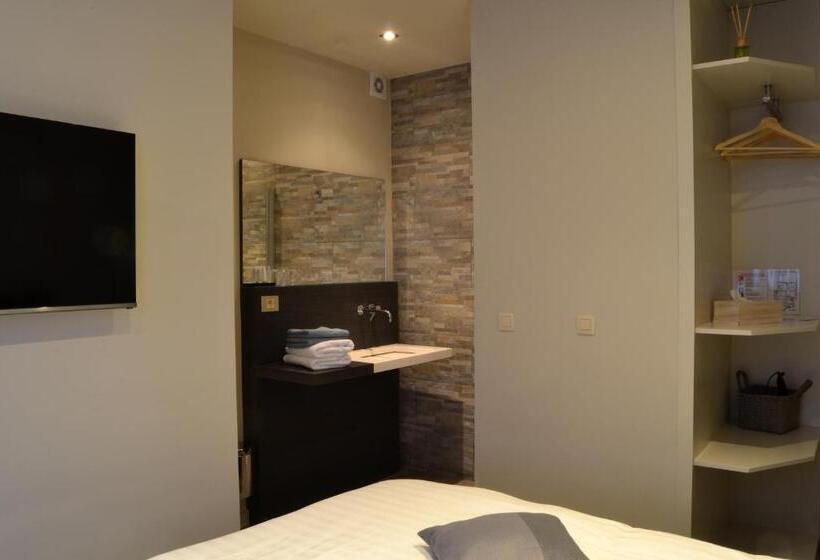 هتل B&b Charles Cabour