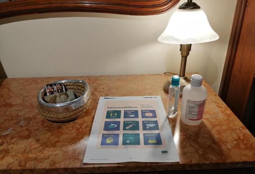 ホテル De Pastorij