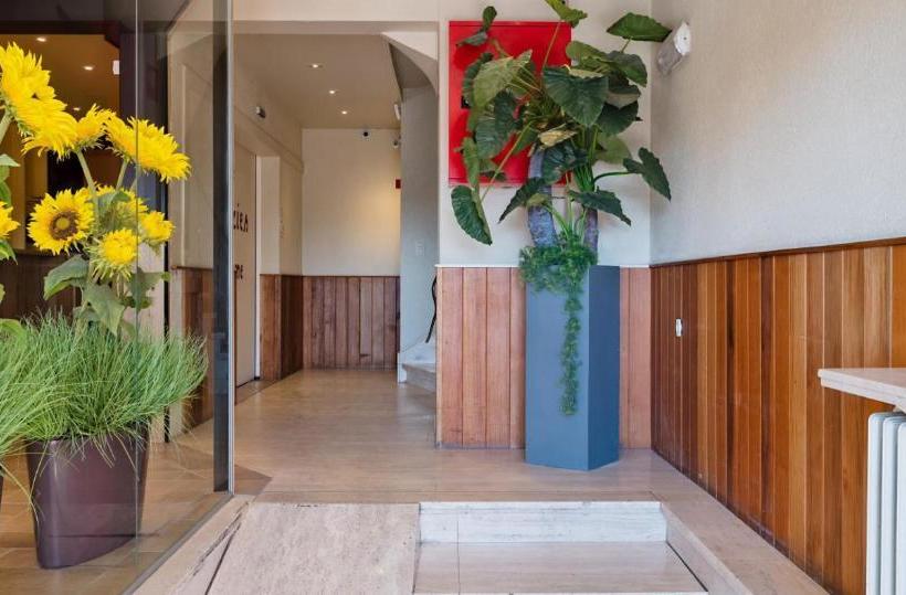 هتل De Zeebries Budget