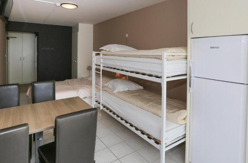 هتل De Zeebries Budget