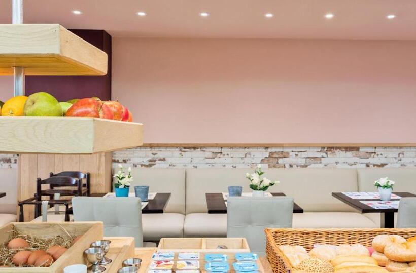 هتل De Zeebries Budget