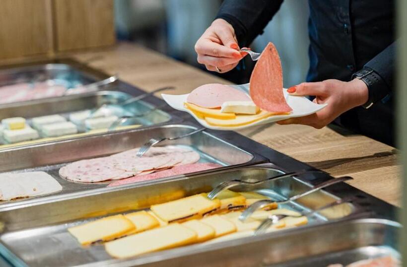 هتل De Zeebries Budget