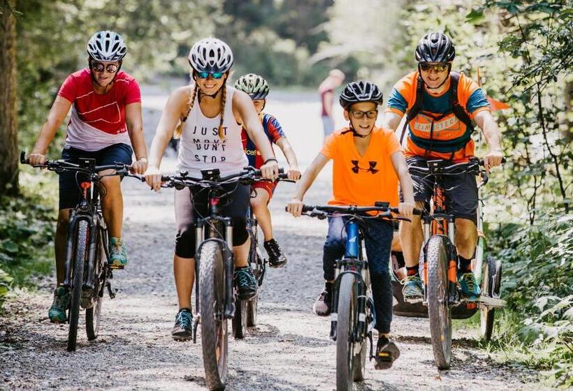 Hotelli Ennskraxblick