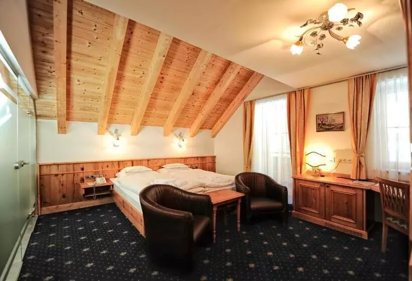 Hotel Fatlar