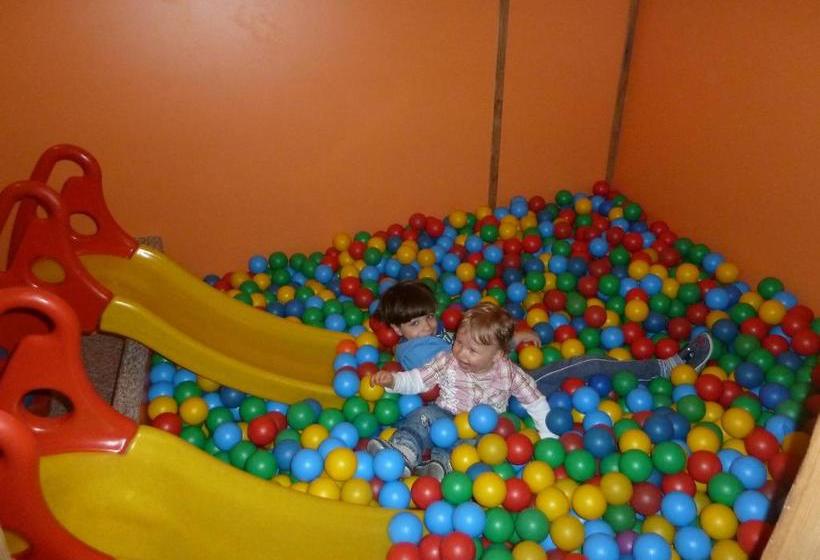 هتل Gasthaus Auwirt