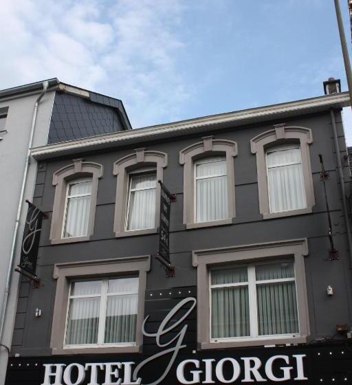 هتل Giorgi