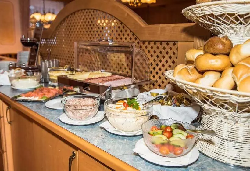 هتل Landhaus Montana