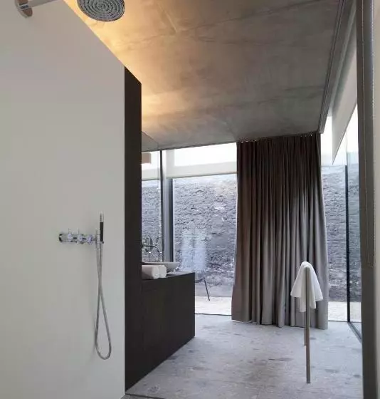 Hotelli Notarishuys Pure
