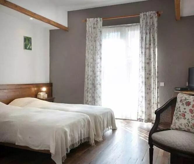 Hotelli Hostellerie T Fornuis