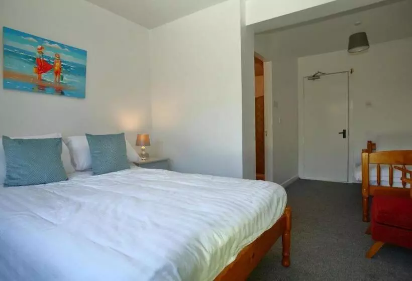 Riverfield Bed And Breakfast