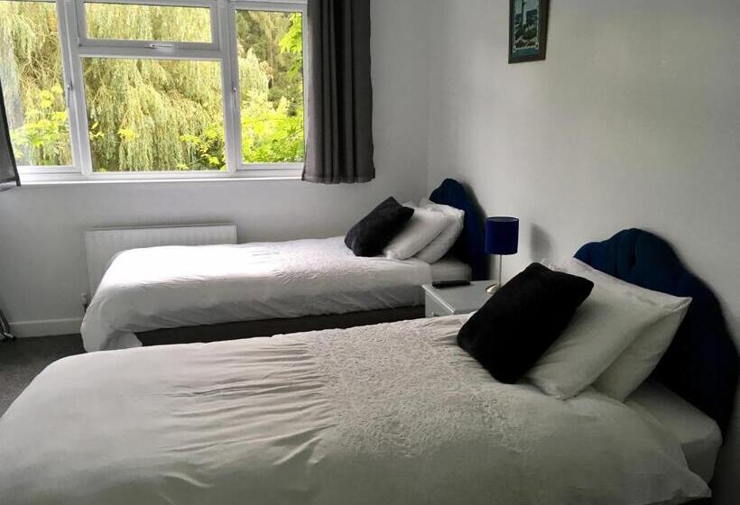 Riverfield Bed And Breakfast