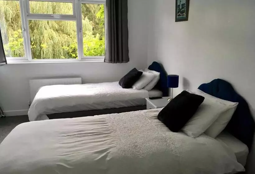 Riverfield Bed And Breakfast