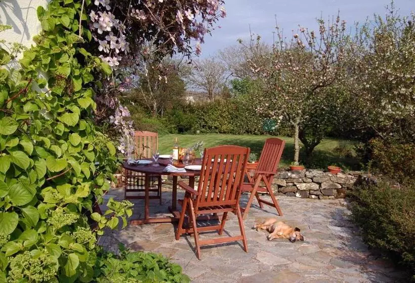 Sharamore House B&b