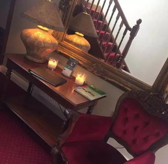 The Fincourt B&b