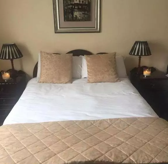 The Fincourt B&b
