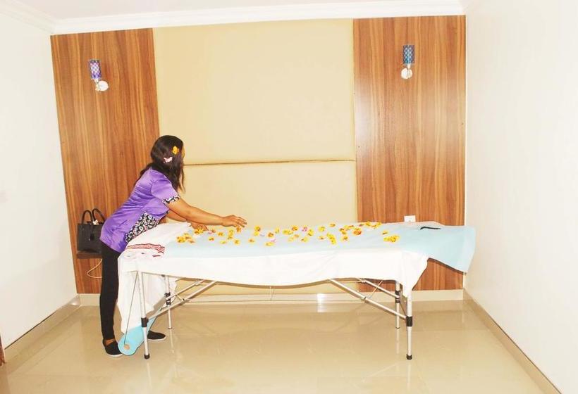 هتل Chapter 1 Luxury Suites