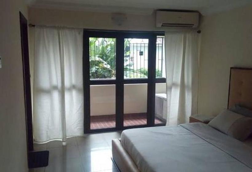 هتل Chapter 1 Luxury Suites