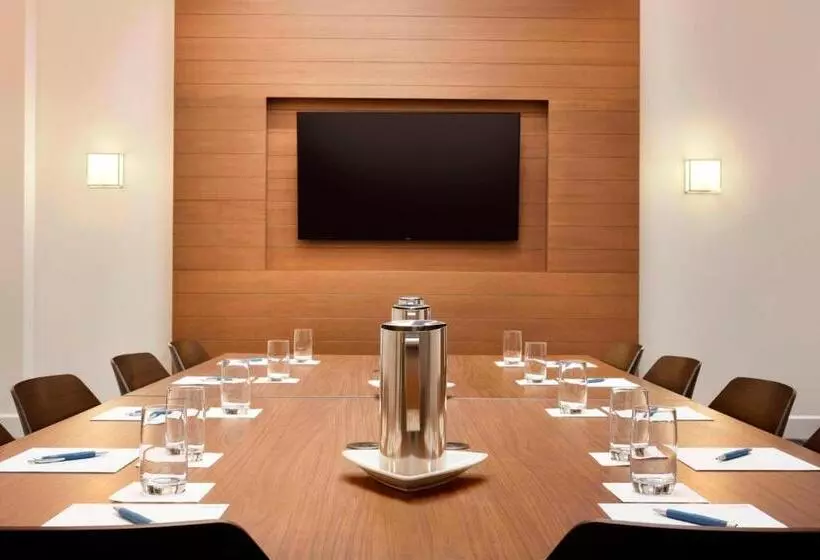 Hotelli Four Points By Sheraton Miami Airport