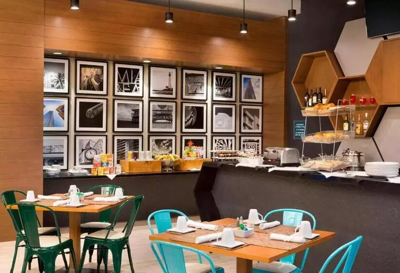 Hotelli Four Points By Sheraton Miami Airport