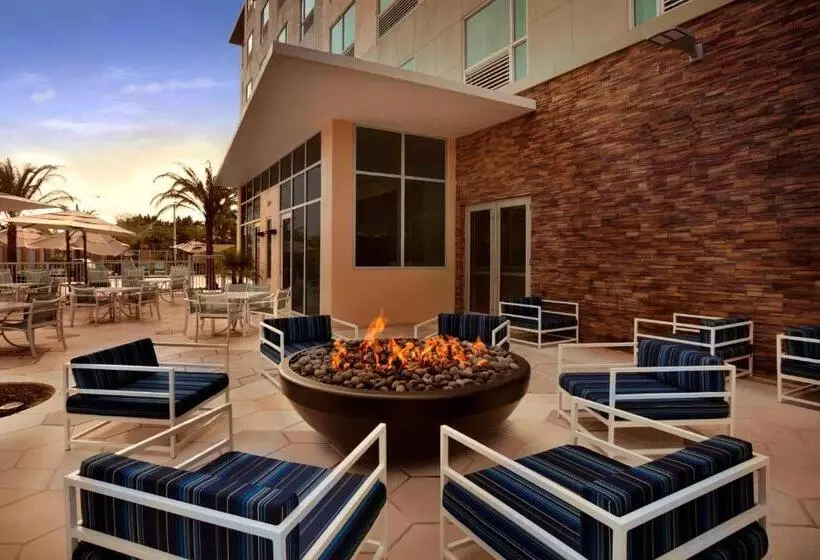 Hotelli Four Points By Sheraton Miami Airport