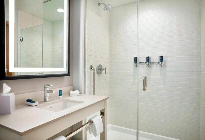 فندق Four Points By Sheraton Miami Airport