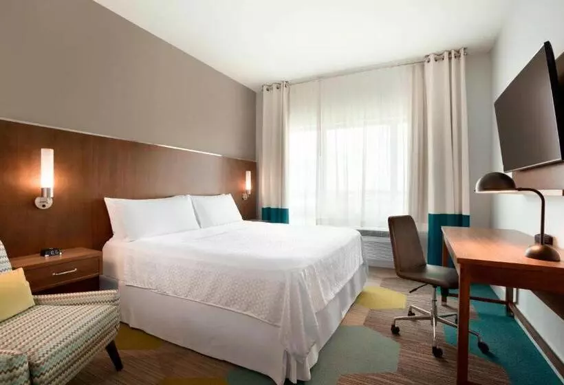 Hotelli Four Points By Sheraton Miami Airport