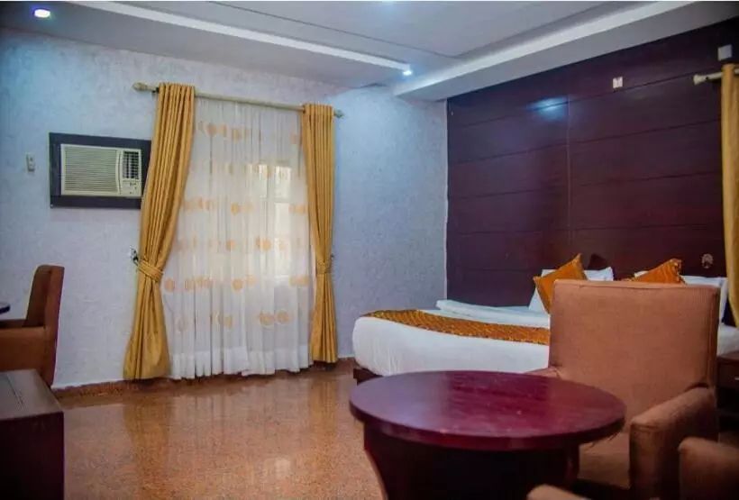 هتل Galpin Suites