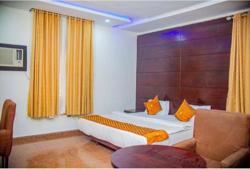 هتل Galpin Suites