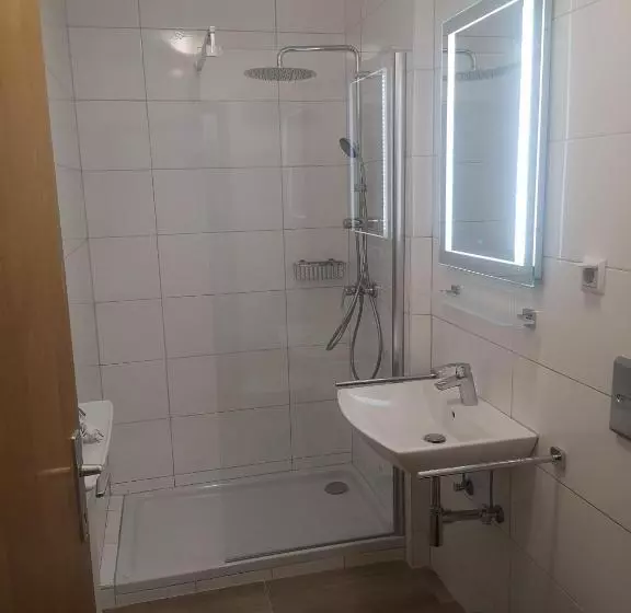 Hotelli Gasthof Liebetegger