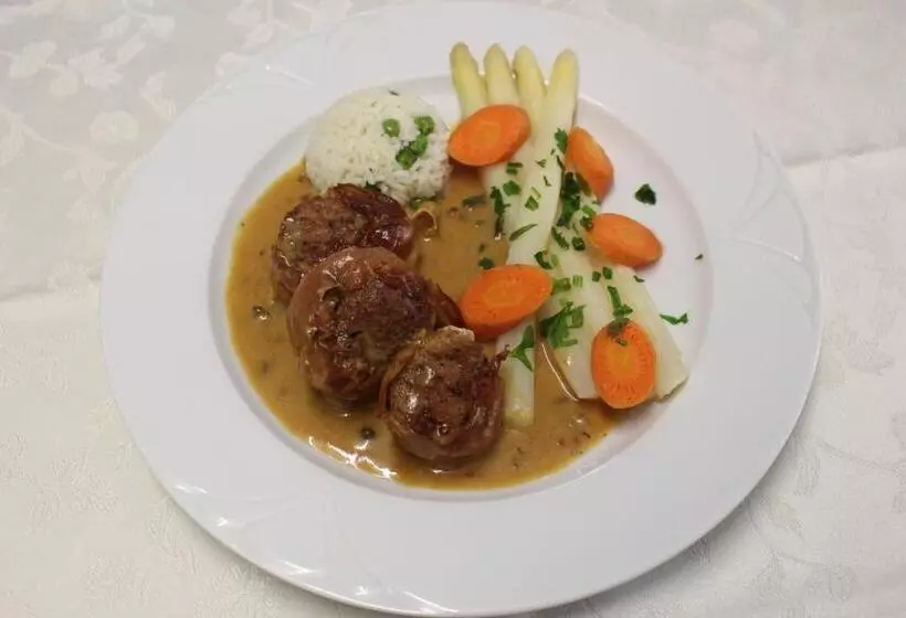 Hotelli Gasthof Liebetegger