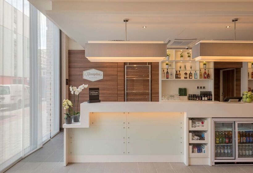 هتل Hampton By Hilton Hamburg City Centre