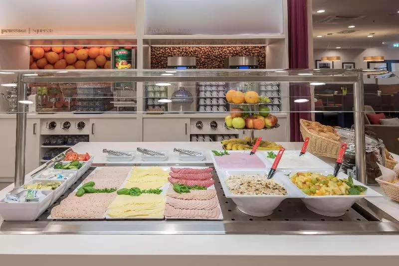 هتل Hampton By Hilton Hamburg City Centre