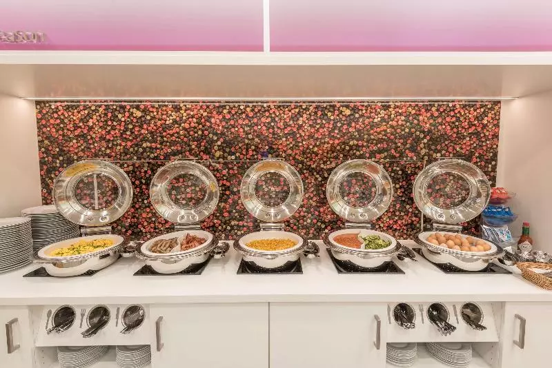 هتل Hampton By Hilton Hamburg City Centre