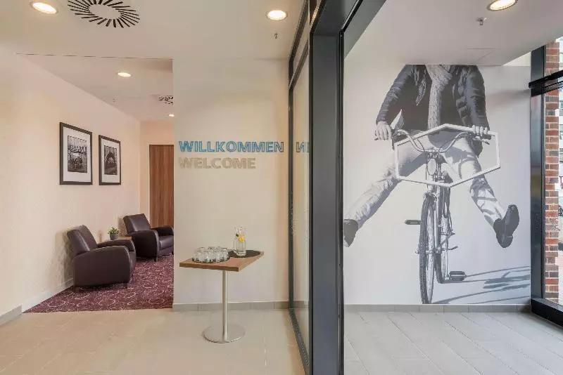 Hotel Hampton By Hilton Hamburg City Centre - Hamburg