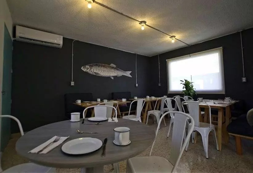 Hotelli Mas Basico