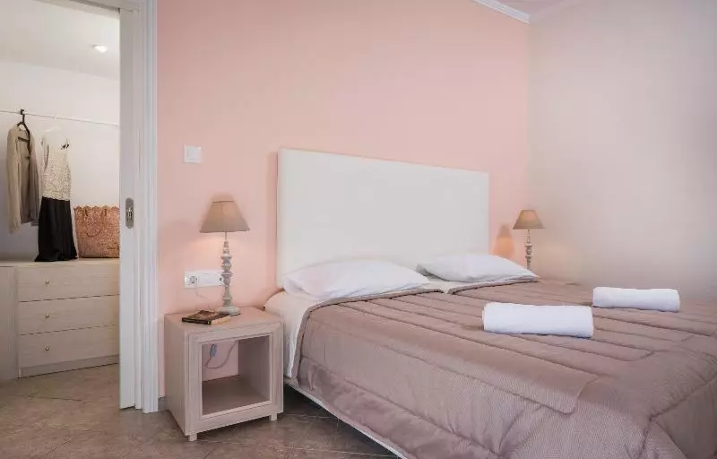 ホテル Mear Apartments And Studios