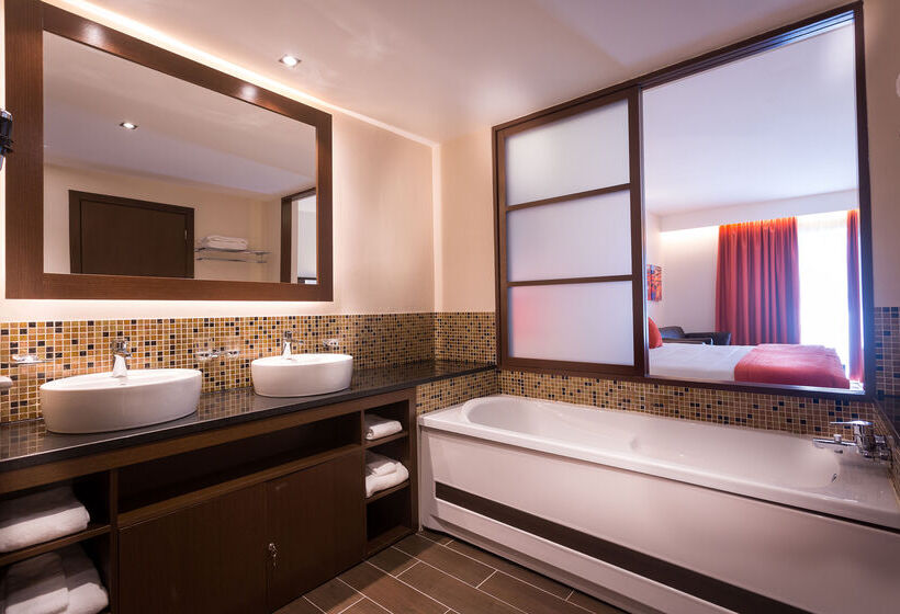 Отель Melia Llana Beach Resort & Spa Adults Only All Inclusive