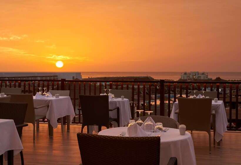 Отель Melia Llana Beach Resort & Spa Adults Only All Inclusive