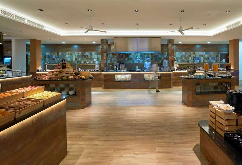 Отель Melia Llana Beach Resort & Spa Adults Only All Inclusive