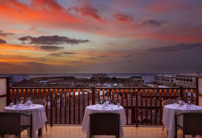 Отель Melia Llana Beach Resort & Spa Adults Only All Inclusive