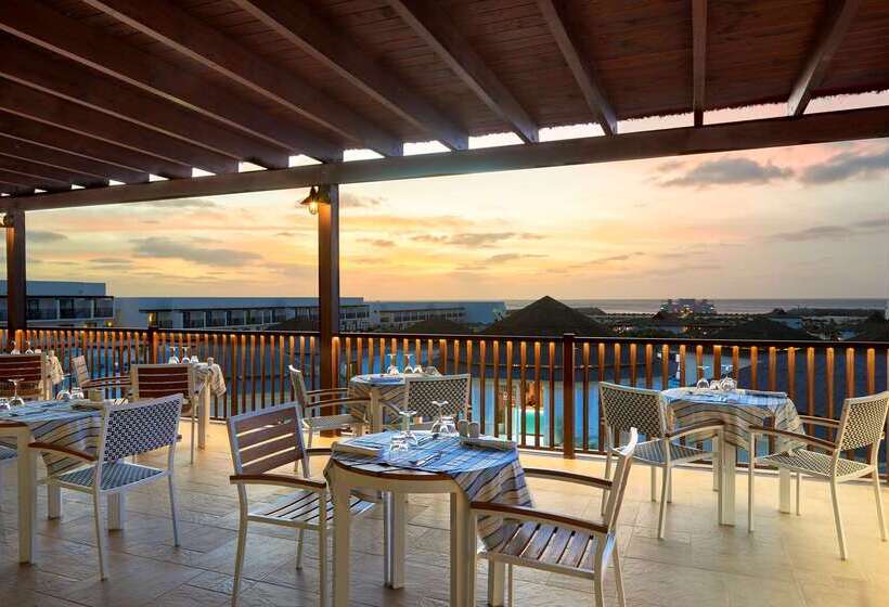 Отель Melia Llana Beach Resort & Spa Adults Only All Inclusive