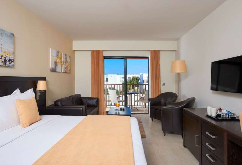 Отель Melia Llana Beach Resort & Spa Adults Only All Inclusive