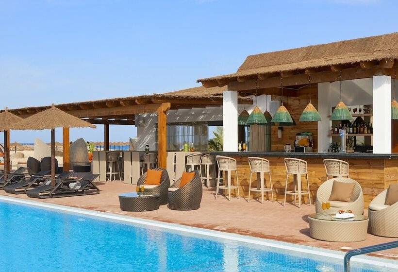 Отель Melia Llana Beach Resort & Spa Adults Only All Inclusive